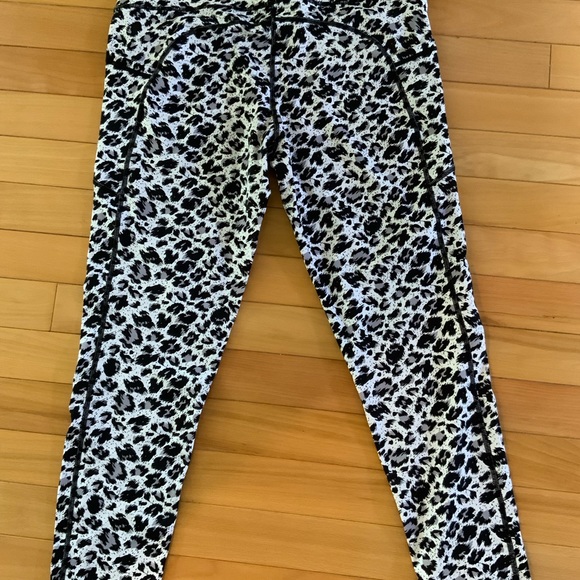 Zyia Active capri legging - Picture 5 of 5